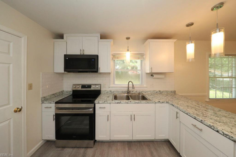Photo 5 of 41 residential for sale in Newport News virginia Photo 5 of 41 residential for sale in Newport News virginia