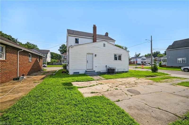 Photo 40 of 45 residential for sale in Norfolk virginia Photo 40 of 45 residential for sale in Norfolk virginia