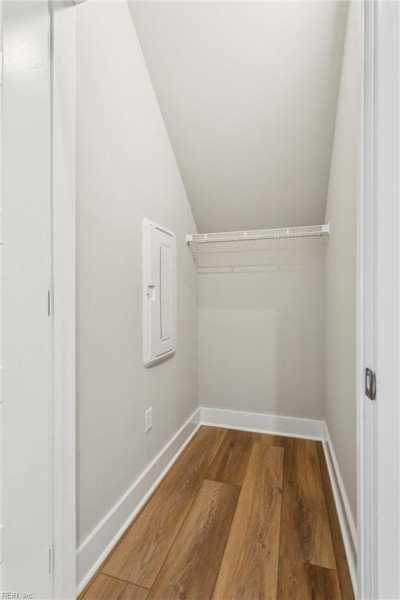 Photo 4 of 31 residential for sale in Poquoson virginia