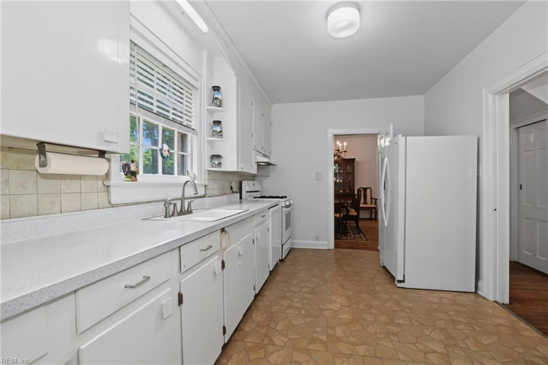 Photo 16 of 50 residential for sale in Portsmouth virginia Photo 16 of 50 residential for sale in Portsmouth virginia