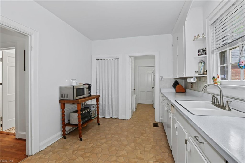 Photo 19 of 50 residential for sale in Portsmouth virginia Photo 19 of 50 residential for sale in Portsmouth virginia