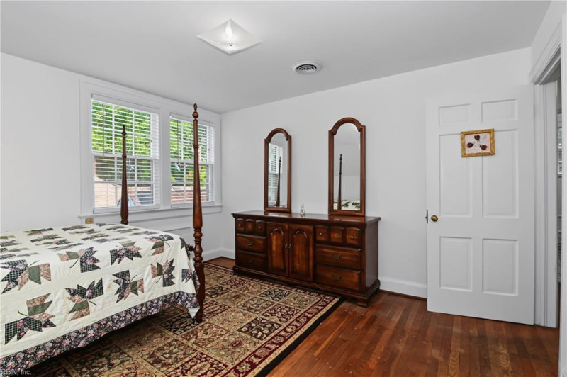 Photo 42 of 50 residential for sale in Portsmouth virginia Photo 42 of 50 residential for sale in Portsmouth virginia