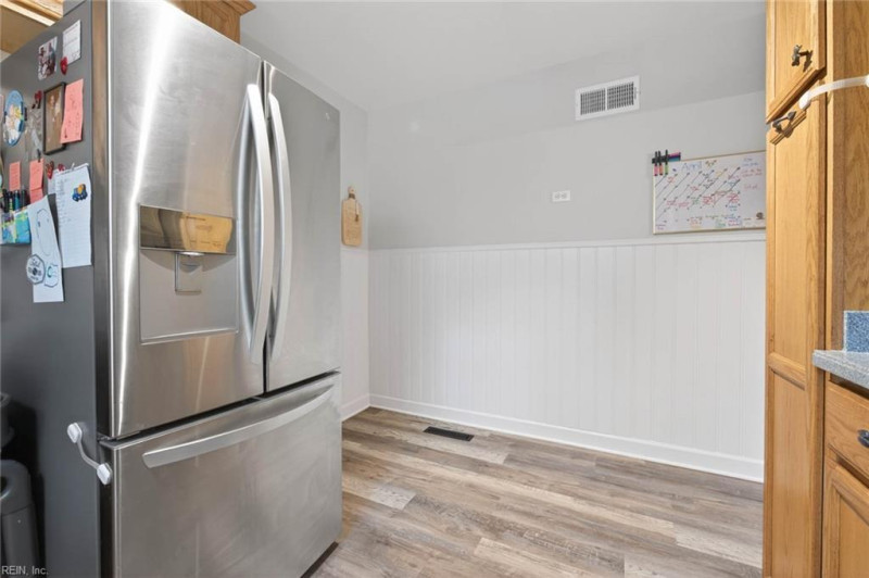 Photo 21 of 50 residential for sale in Norfolk virginia