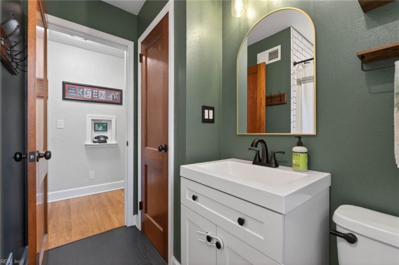 Photo 29 of 50 residential for sale in Norfolk virginia