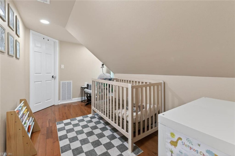 Photo 36 of 50 residential for sale in Norfolk virginia