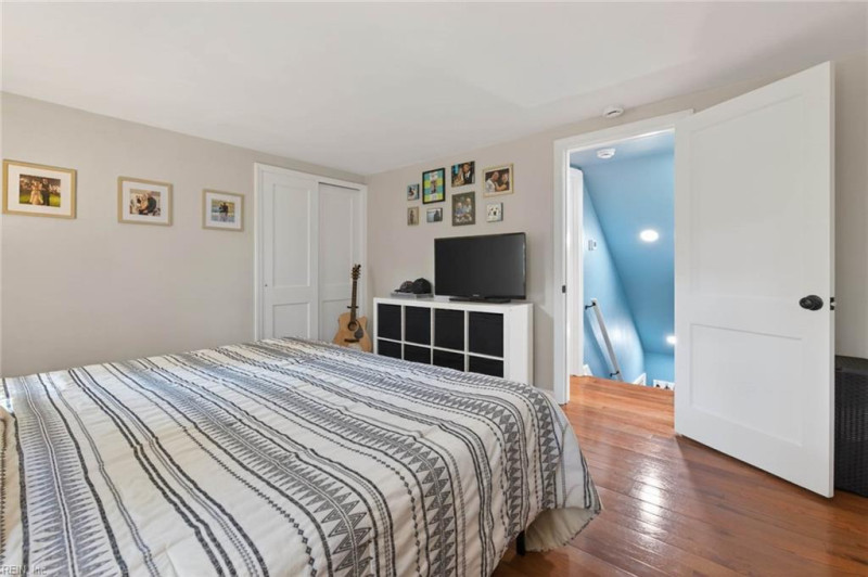 Photo 38 of 50 residential for sale in Norfolk virginia
