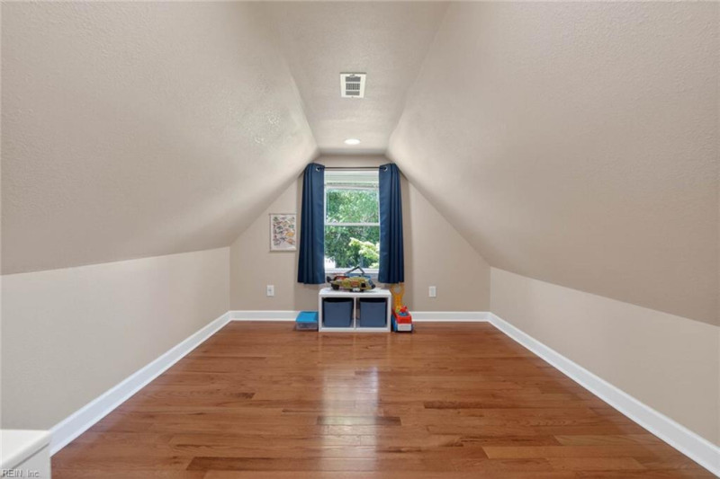 Photo 44 of 50 residential for sale in Norfolk virginia