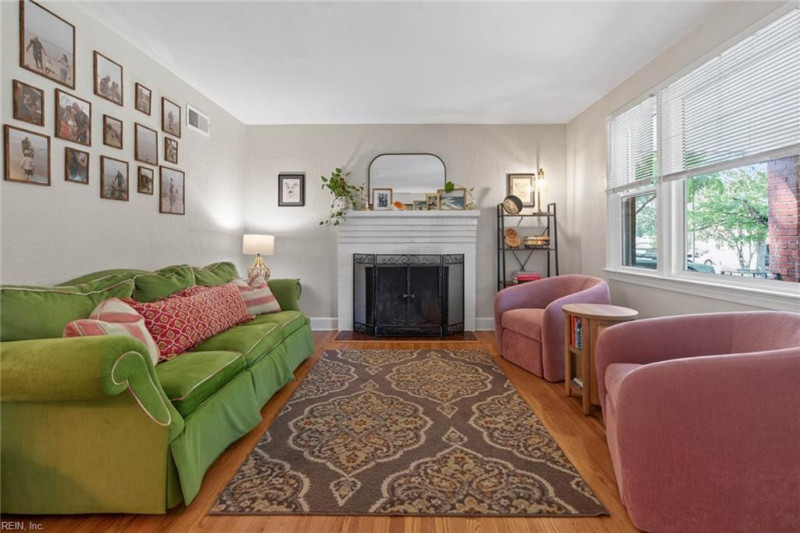 Photo 8 of 50 residential for sale in Norfolk virginia
