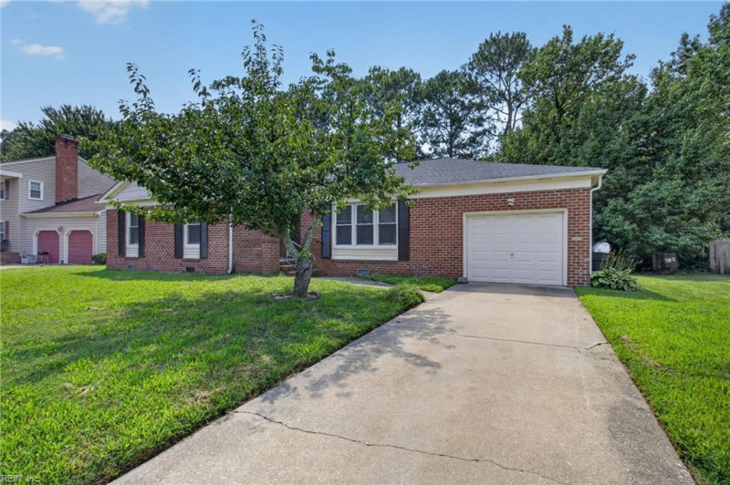 Photo 2 of 42 residential for sale in Hampton virginia Photo 2 of 42 residential for sale in Hampton virginia