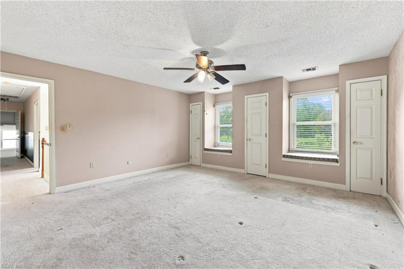 Photo 27 of 50 residential for sale in Virginia Beach virginia
