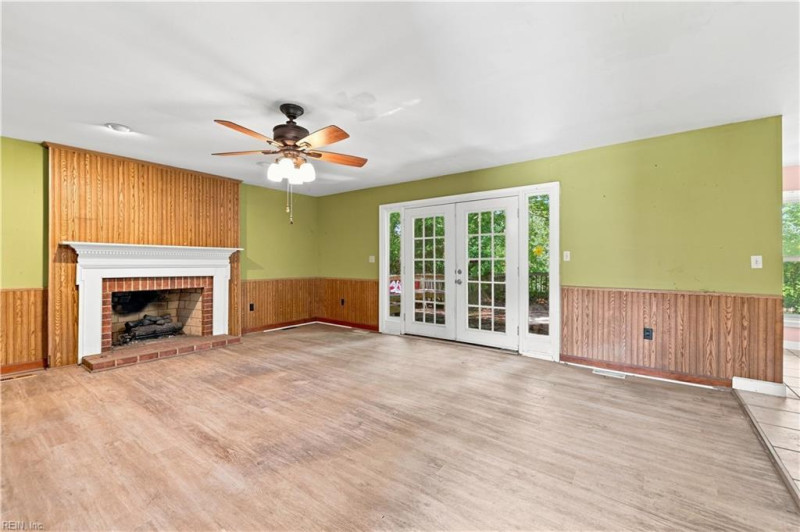 Photo 5 of 50 residential for sale in Virginia Beach virginia