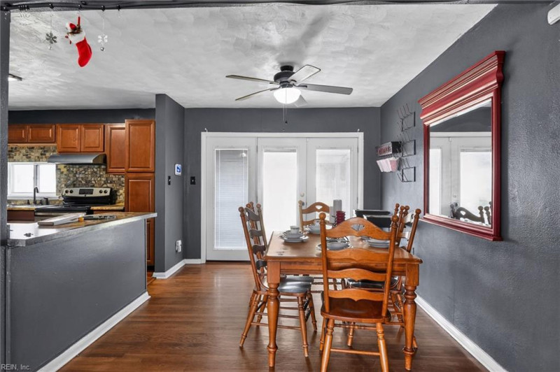 Photo 15 of 35 residential for sale in Norfolk virginia