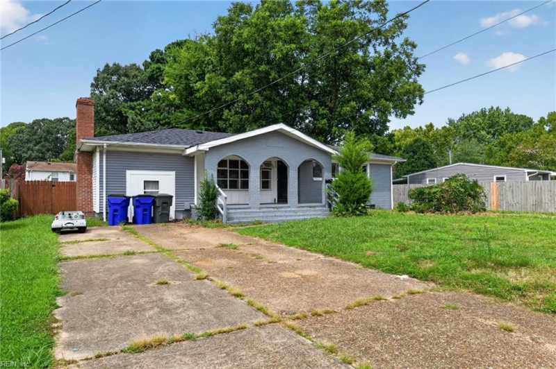 Photo 2 of 35 residential for sale in Norfolk virginia