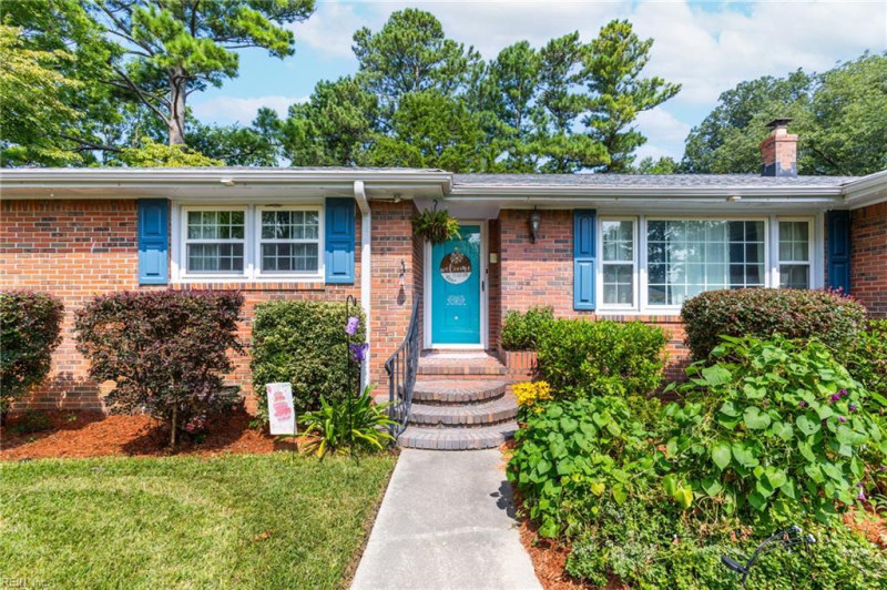 Photo 3 of 39 residential for sale in Virginia Beach virginia Photo 3 of 39 residential for sale in Virginia Beach virginia