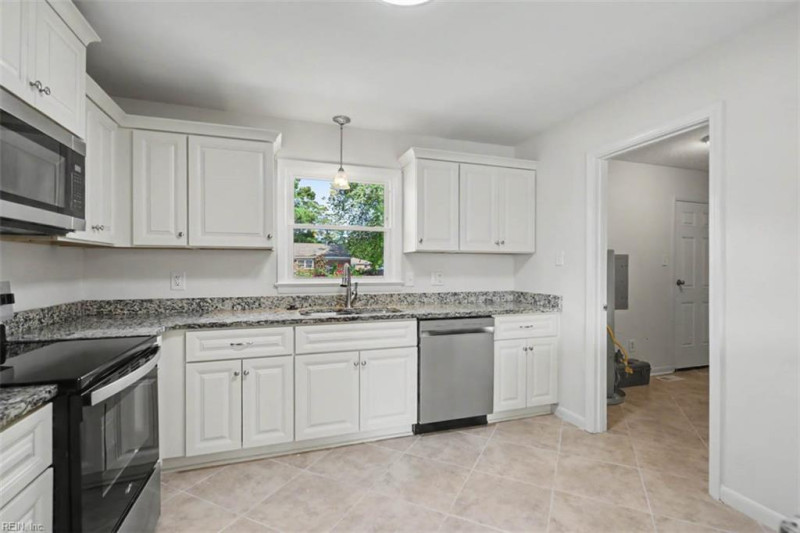 Photo 17 of 34 residential for sale in Hampton virginia Photo 17 of 34 residential for sale in Hampton virginia
