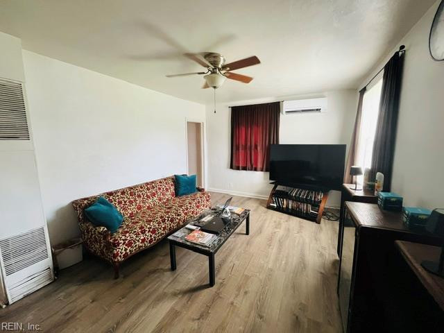 Photo 3 of 16 residential for sale in Portsmouth virginia Photo 3 of 16 residential for sale in Portsmouth virginia