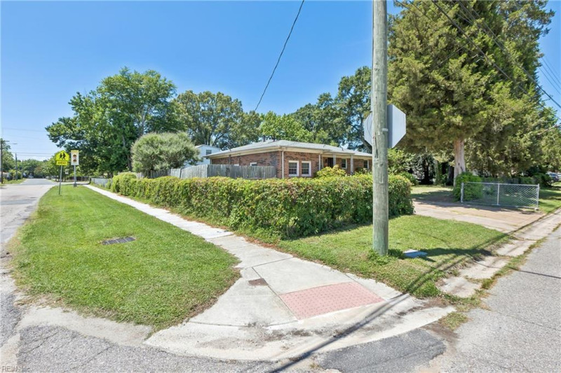 Photo 31 of 32 residential for sale in Norfolk virginia