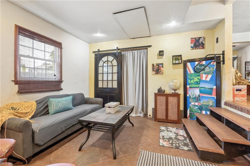 Photo 6 of 32 residential for sale in Norfolk virginia