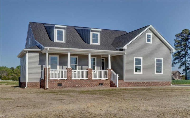 Photo 2 of 35 residential for sale in Isle of Wight County virginia