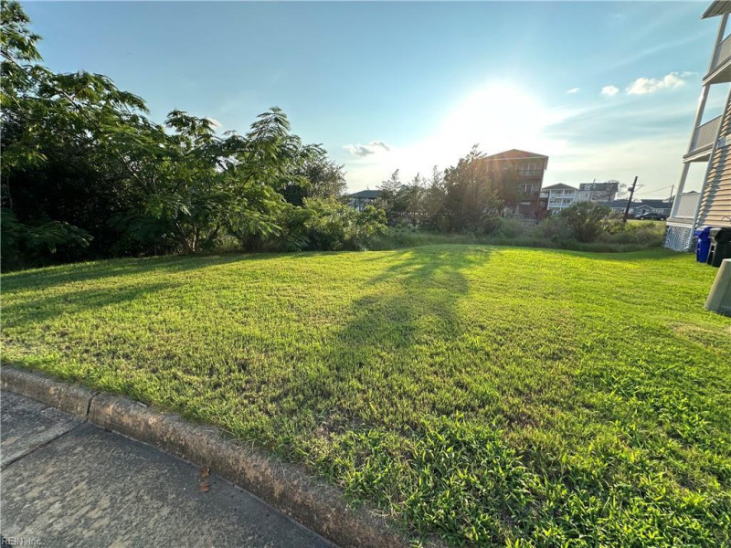 Photo 1 of 8 land for sale in Norfolk virginia
