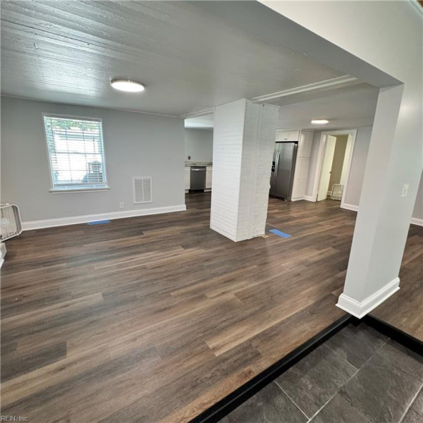 Photo 10 of 42 residential for sale in Mathews County virginia