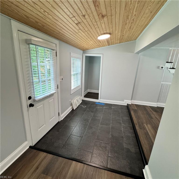 Photo 5 of 42 residential for sale in Mathews County virginia