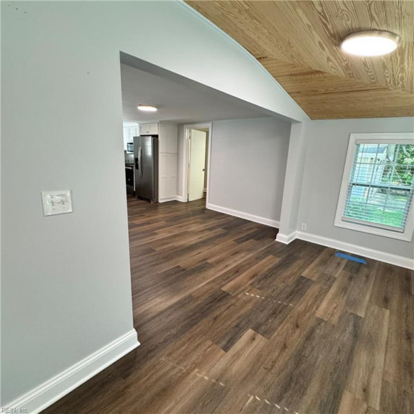 Photo 8 of 42 residential for sale in Mathews County virginia