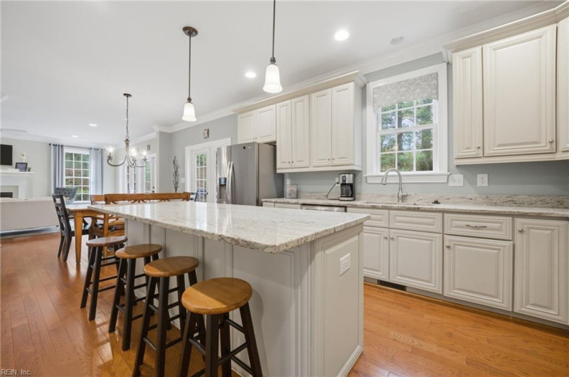 Photo 10 of 45 residential for sale in James City County virginia