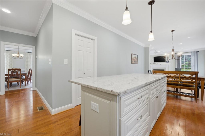 Photo 14 of 45 residential for sale in James City County virginia
