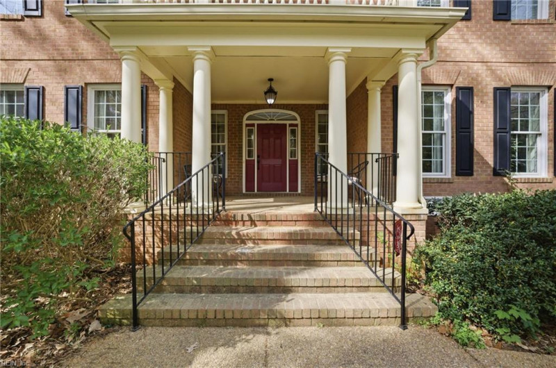 Photo 4 of 45 residential for sale in James City County virginia