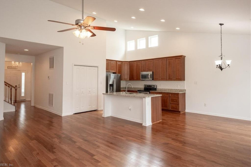 Photo 5 of 38 residential for sale in New Kent County virginia