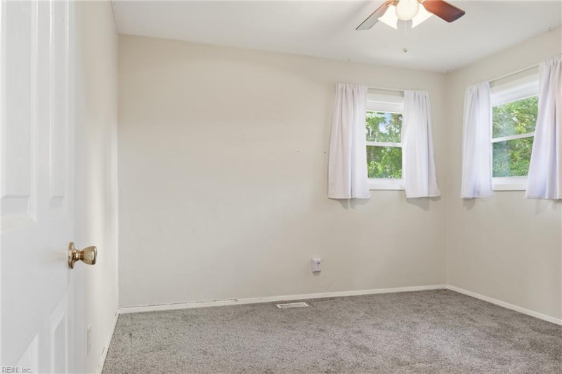 Photo 20 of 24 residential for sale in Portsmouth virginia