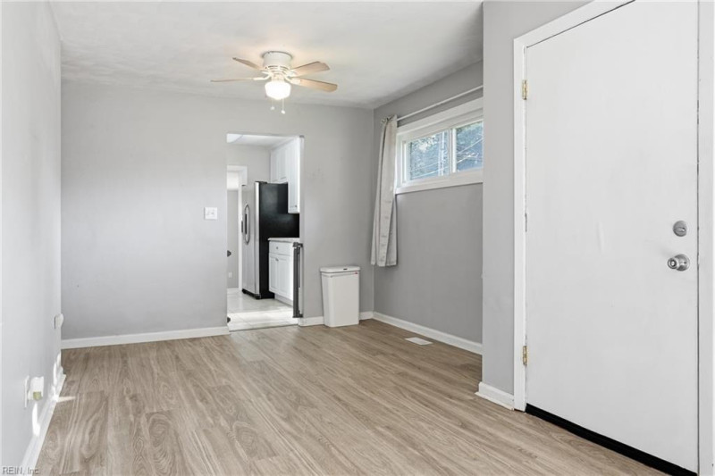 Photo 8 of 24 residential for sale in Portsmouth virginia
