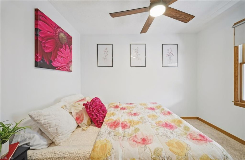 Photo 16 of 43 residential for sale in Norfolk virginia