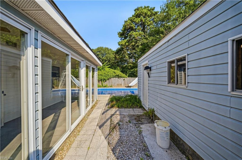 Photo 34 of 43 residential for sale in Norfolk virginia