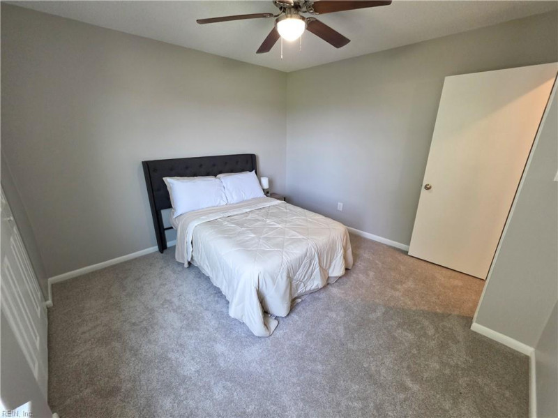 Photo 10 of 18 residential for sale in Virginia Beach virginia