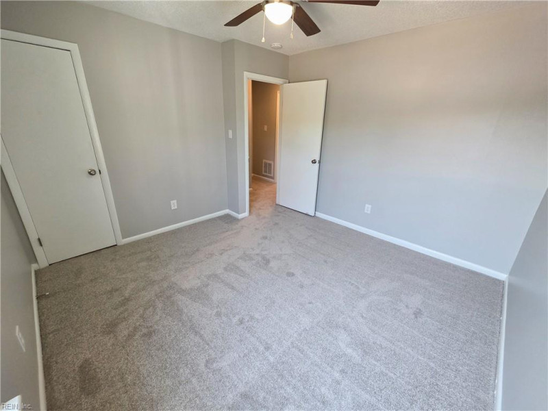 Photo 12 of 18 residential for sale in Virginia Beach virginia