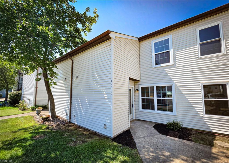 Photo 15 of 18 residential for sale in Virginia Beach virginia
