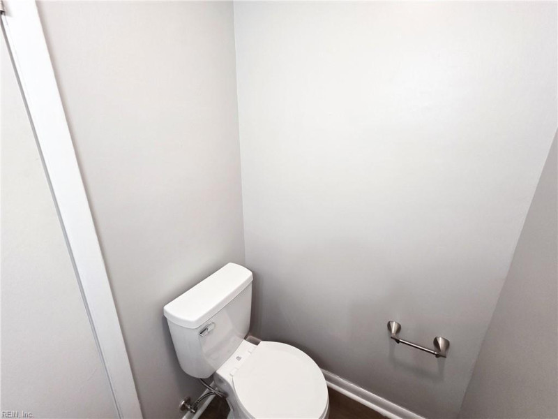 Photo 8 of 18 residential for sale in Virginia Beach virginia