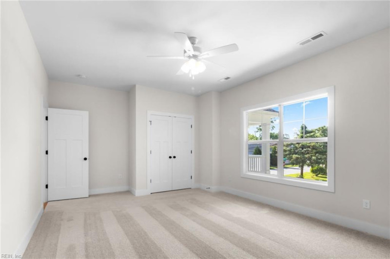 Photo 14 of 18 residential for sale in Virginia Beach virginia