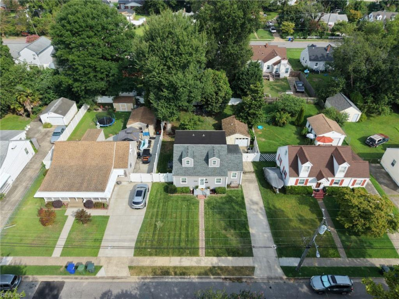Photo 38 of 43 residential for sale in Norfolk virginia Photo 38 of 43 residential for sale in Norfolk virginia
