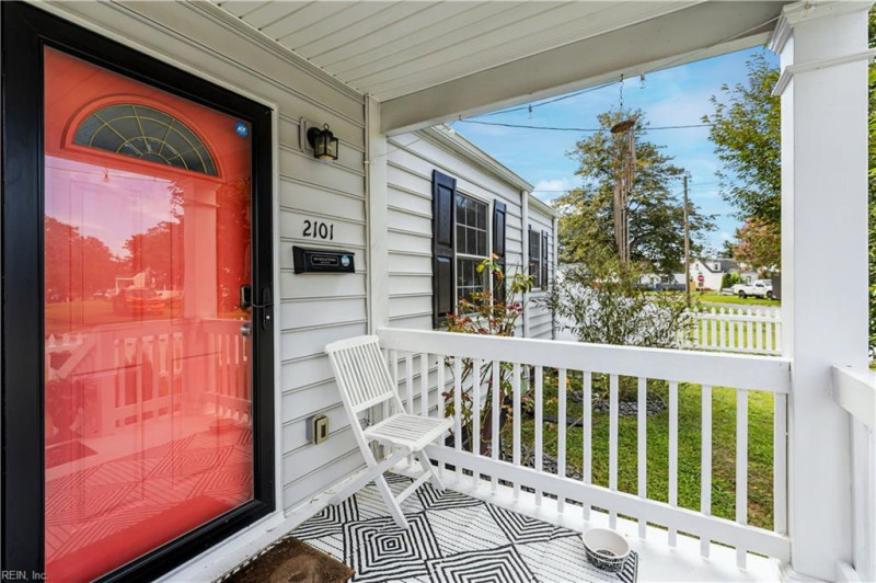 Photo 5 of 33 residential for sale in Portsmouth virginia