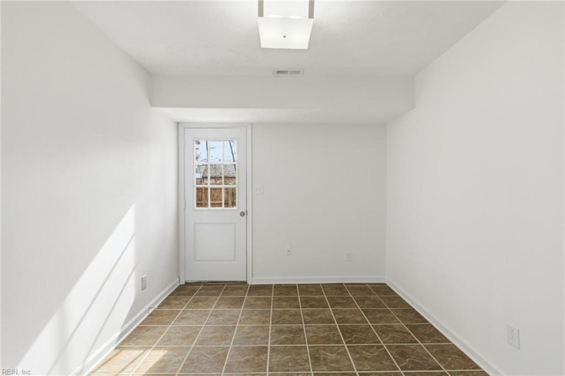 Photo 11 of 27 residential for sale in Hampton virginia Photo 11 of 27 residential for sale in Hampton virginia