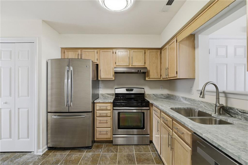 Photo 7 of 27 residential for sale in Hampton virginia Photo 7 of 27 residential for sale in Hampton virginia