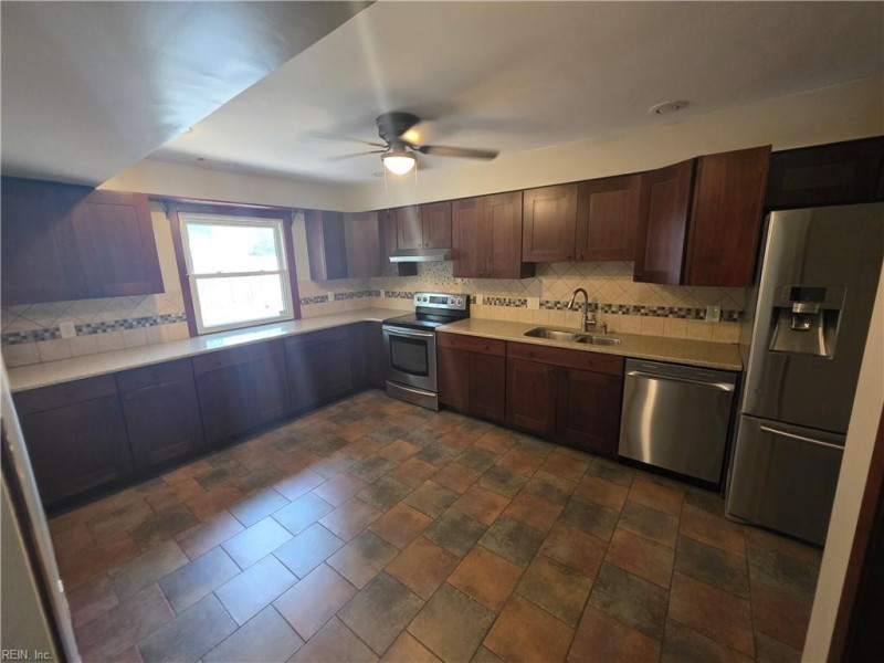 Photo 8 of 27 residential for sale in Virginia Beach virginia Photo 8 of 27 residential for sale in Virginia Beach virginia
