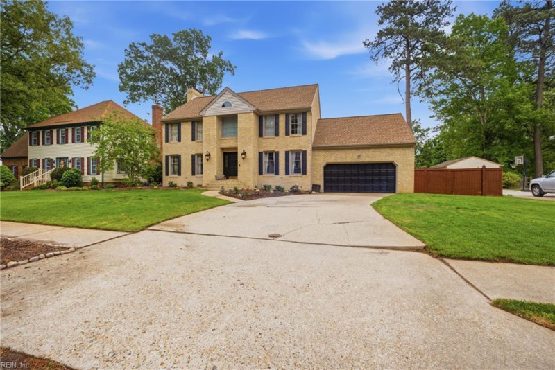 Photo 1 of 33 residential for sale in Chesapeake virginia
