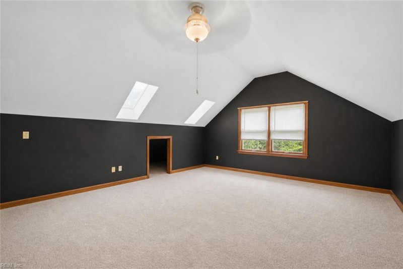 Photo 26 of 33 residential for sale in Chesapeake virginia