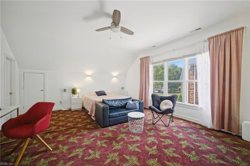 Photo 35 of 50 residential for sale in Virginia Beach virginia