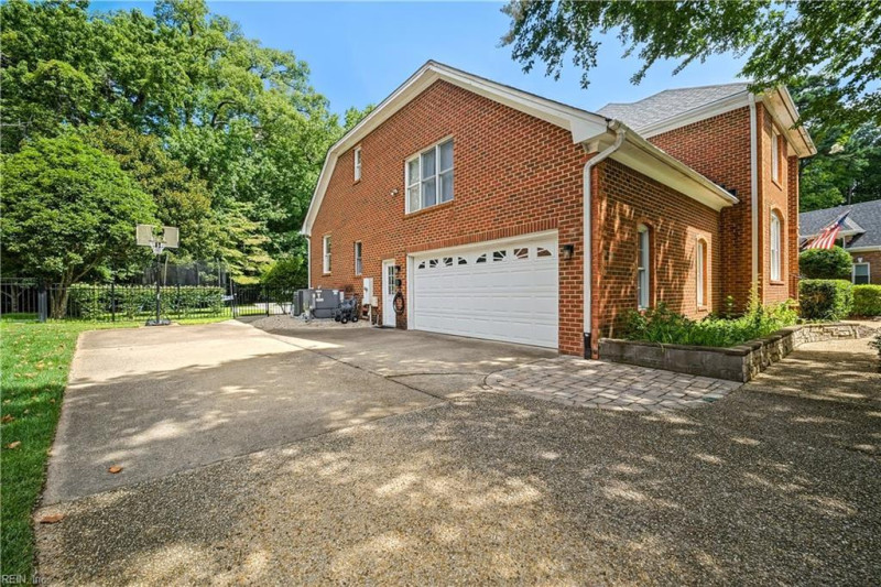 Photo 43 of 50 residential for sale in Virginia Beach virginia