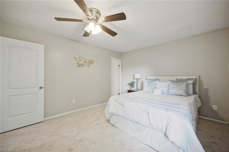 Photo 15 of 32 residential for sale in Virginia Beach virginia